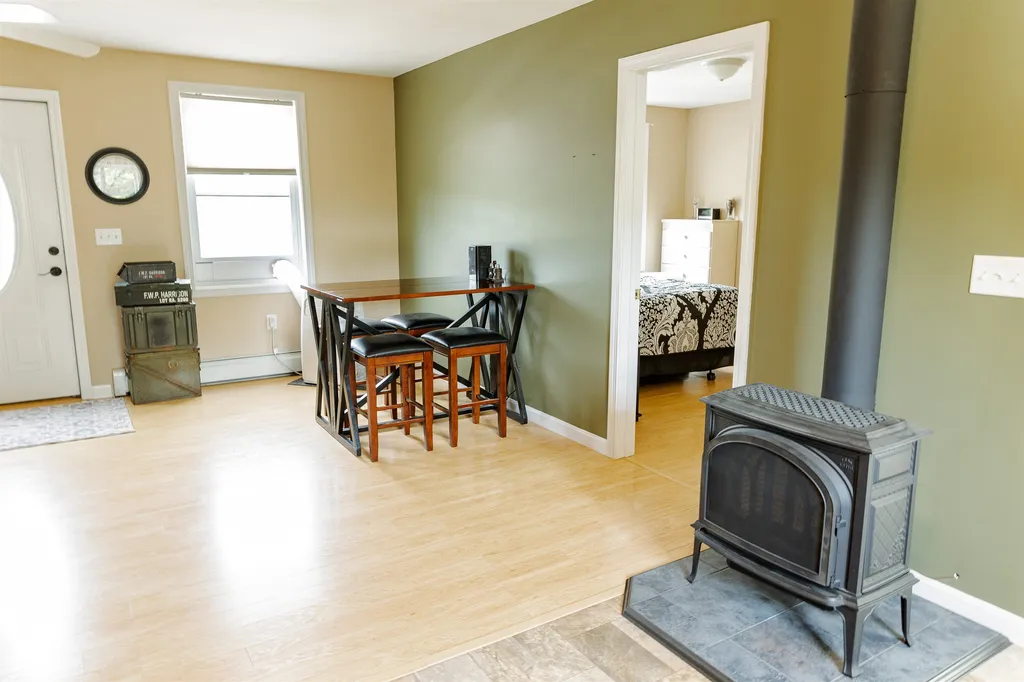 20 Franconia Drive New Durham NH 03855