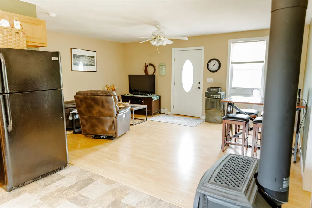 20 Franconia Drive New Durham NH 03855