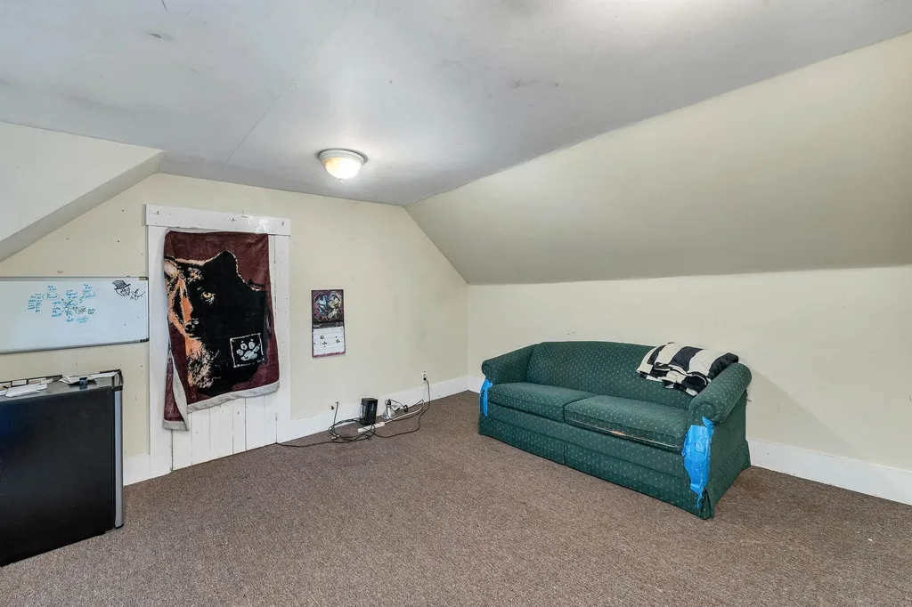 54 Joliet Street Laconia NH 03246