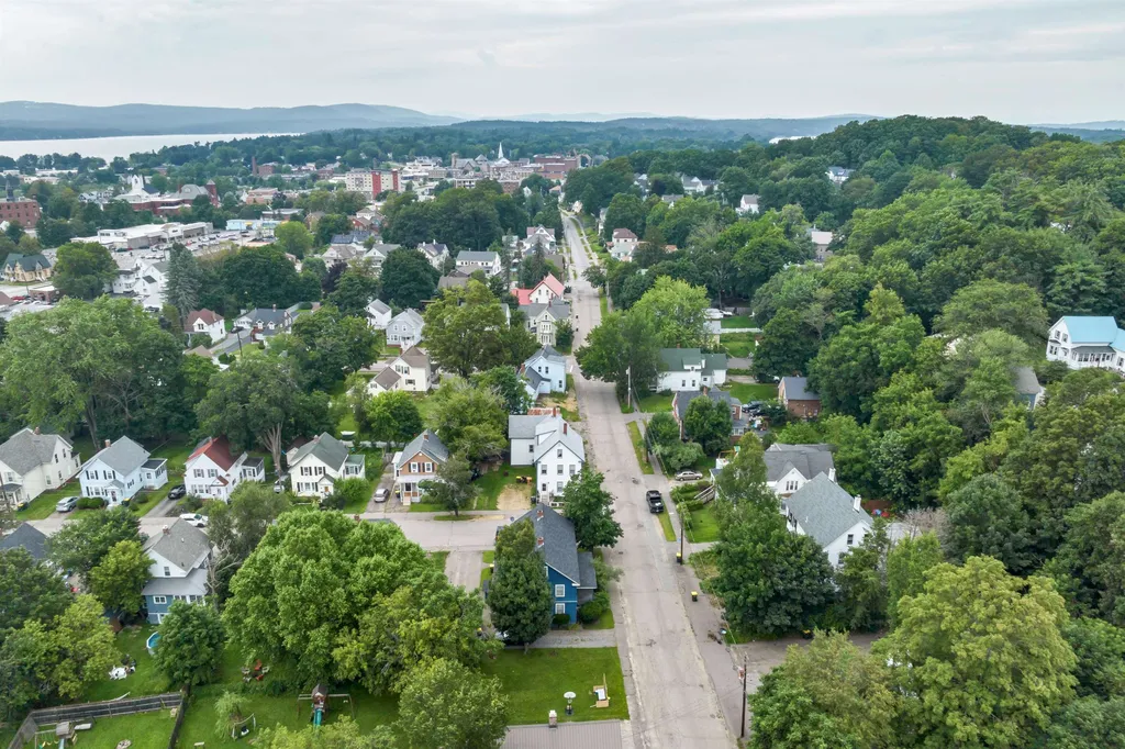 54 Joliet Street Laconia NH 03246