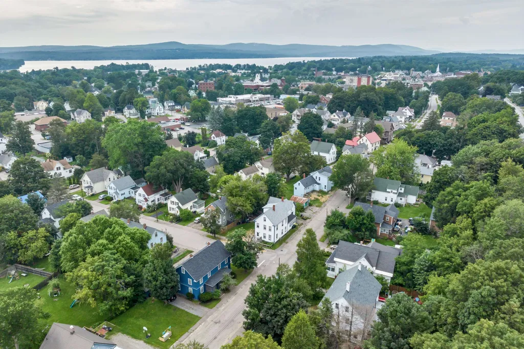54 Joliet Street Laconia NH 03246
