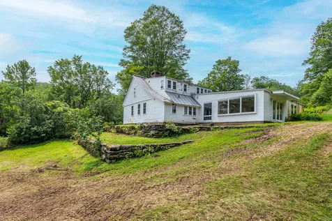 4452 Stage Road Barnard VT 05031