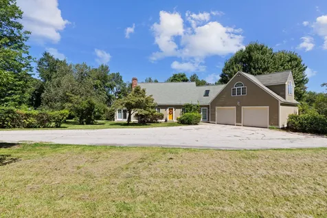 245 Main Avenue South Hampton NH 03287