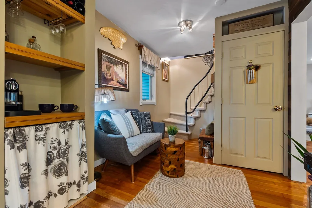 3 Spring Street Windham NH 03087