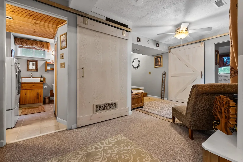 3 Spring Street Windham NH 03087