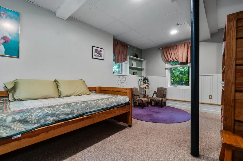 3 Spring Street Windham NH 03087