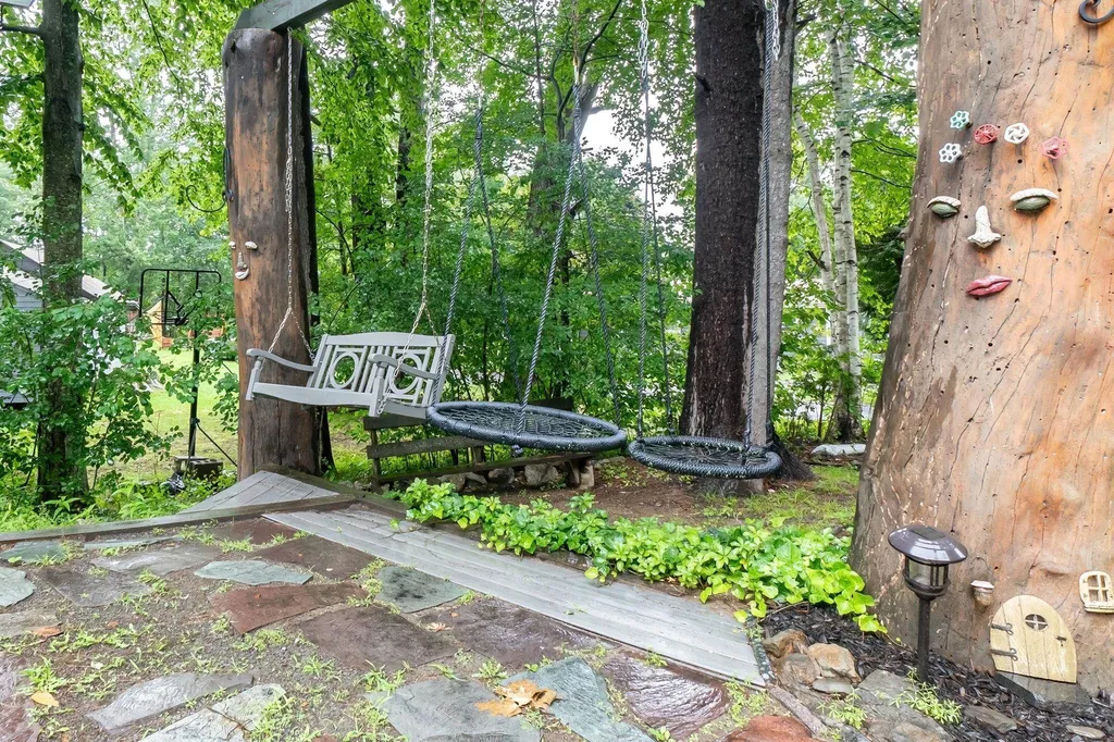 3 Spring Street Windham NH 03087
