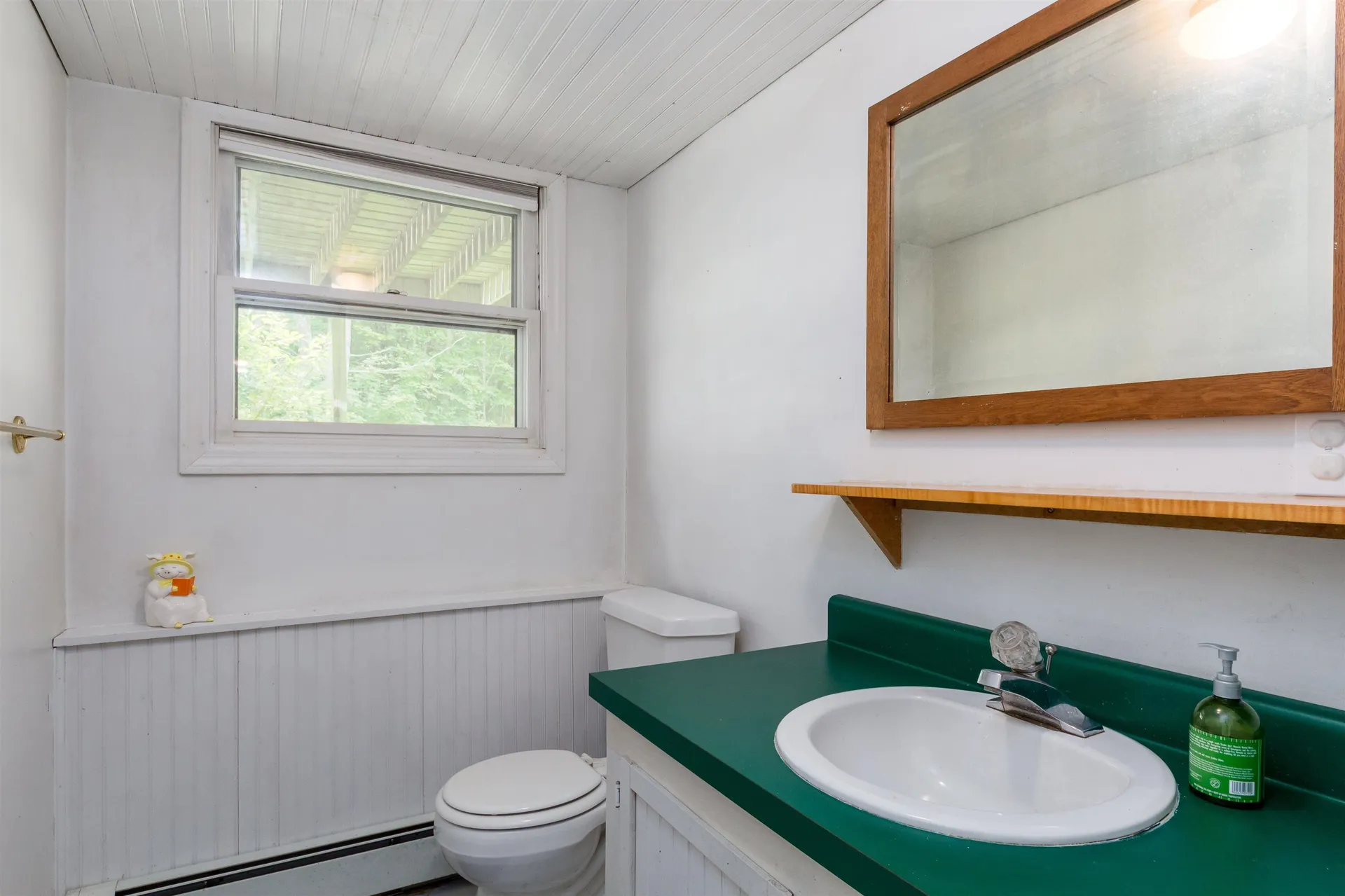 303 Middle Road Colchester VT 05446
