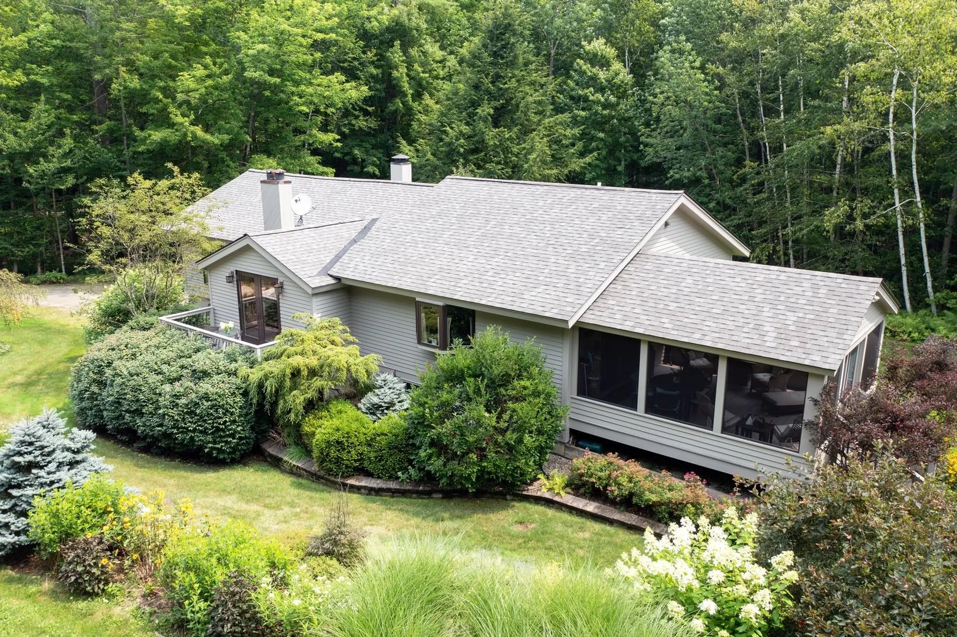 202 Pratt Bridge Road Jamaica VT 05343