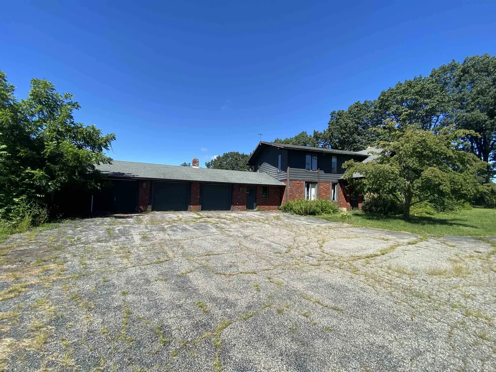 310 Pine Hill Road Hollis NH 03049