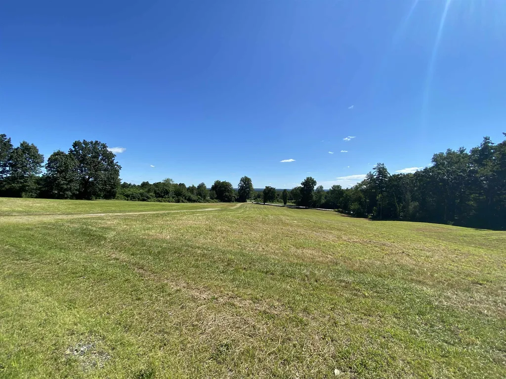 310 Pine Hill Road Hollis NH 03049
