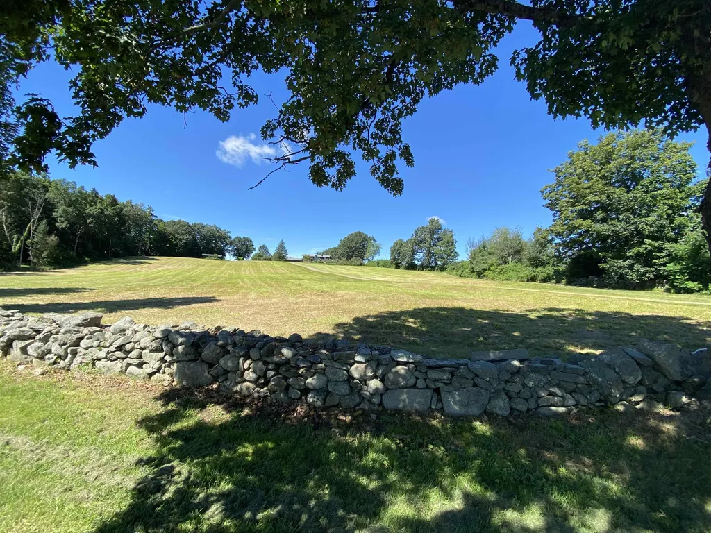 310 Pine Hill Road Hollis NH 03049