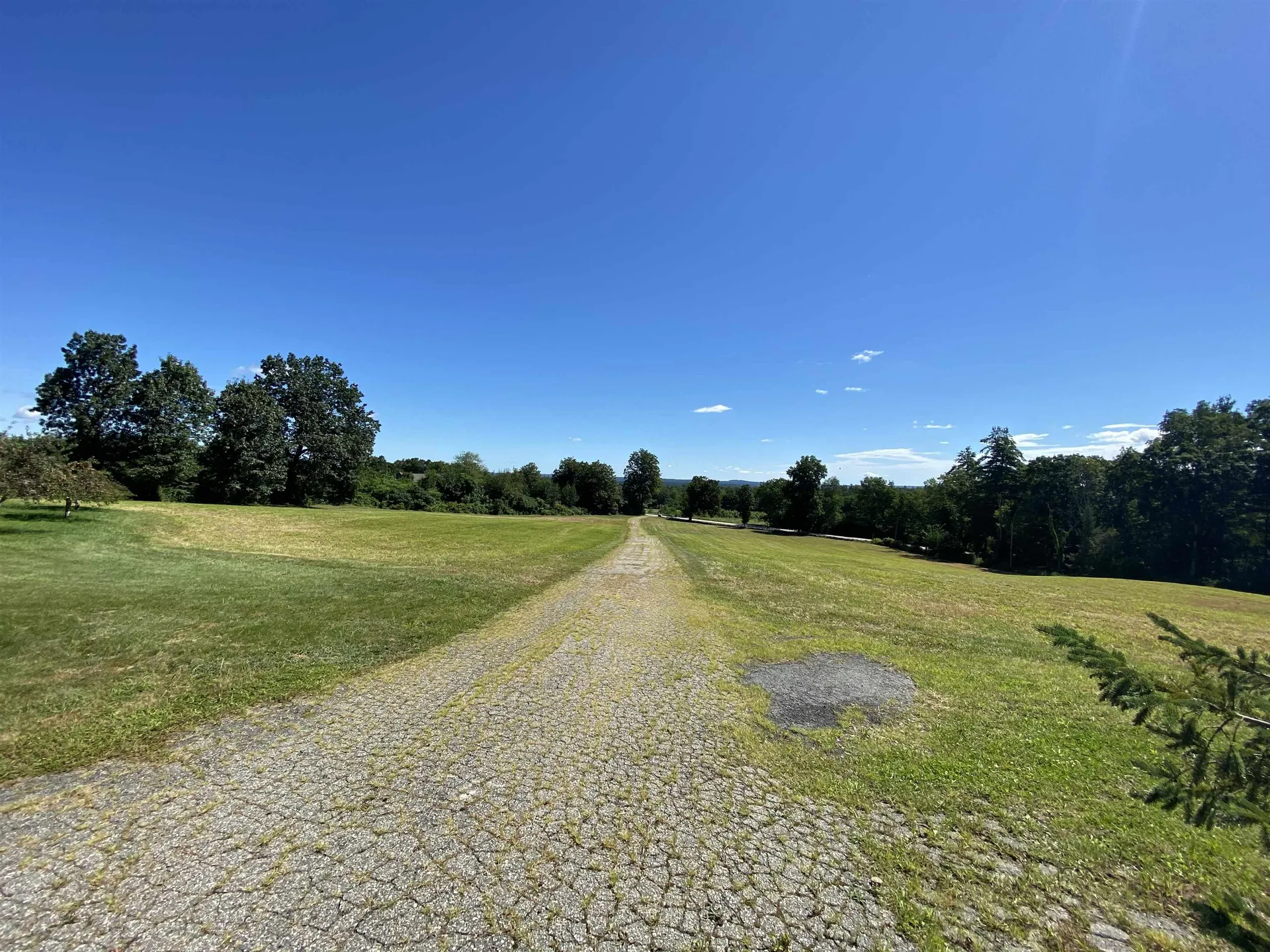 310 Pine Hill Road Hollis NH 03049