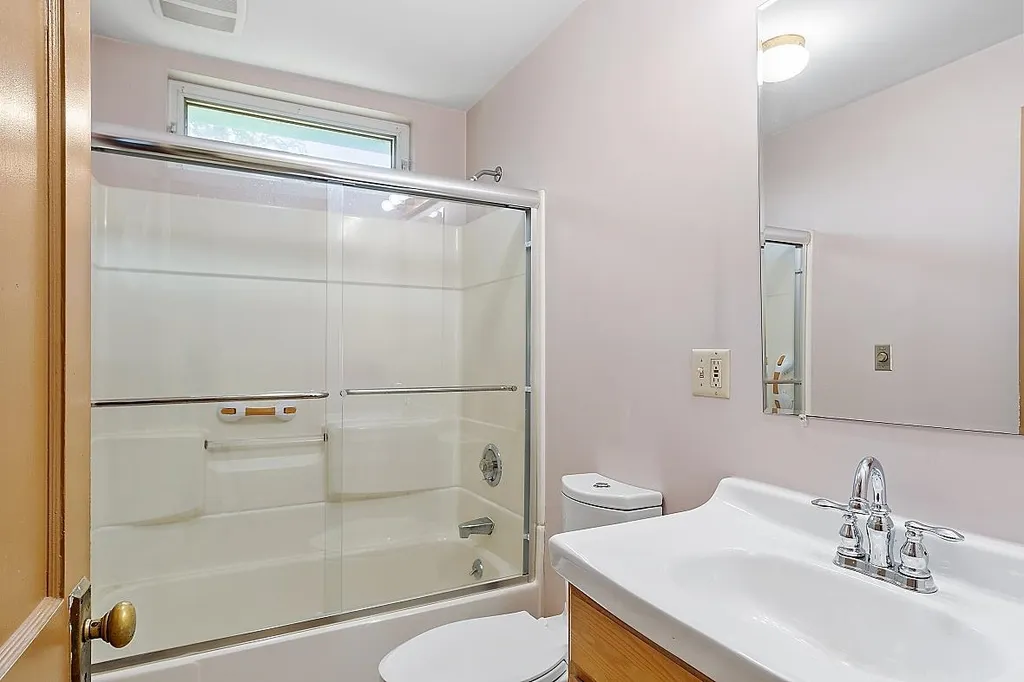 201 E Dunstable Road Nashua NH 03062