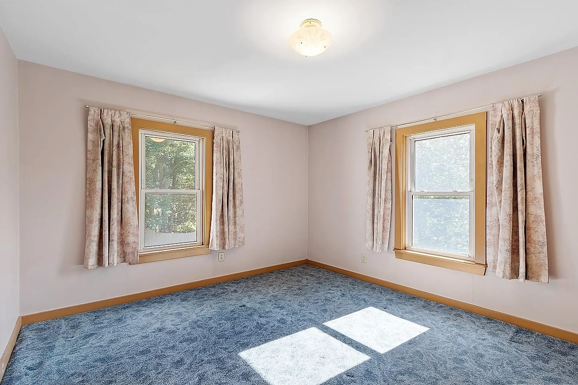 201 E Dunstable Road Nashua NH 03062