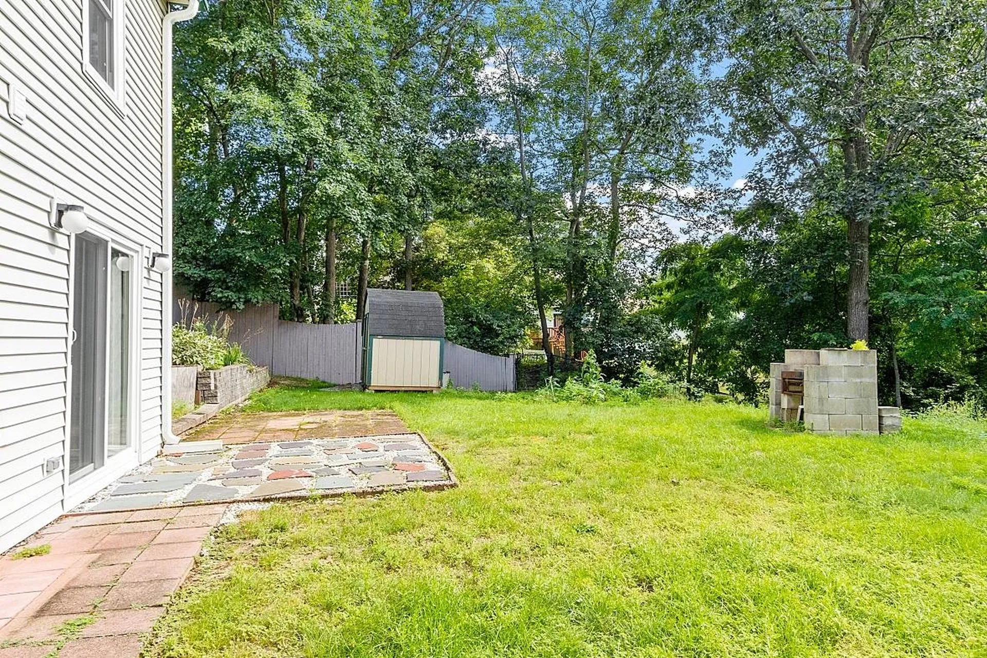 201 E Dunstable Road Nashua NH 03062