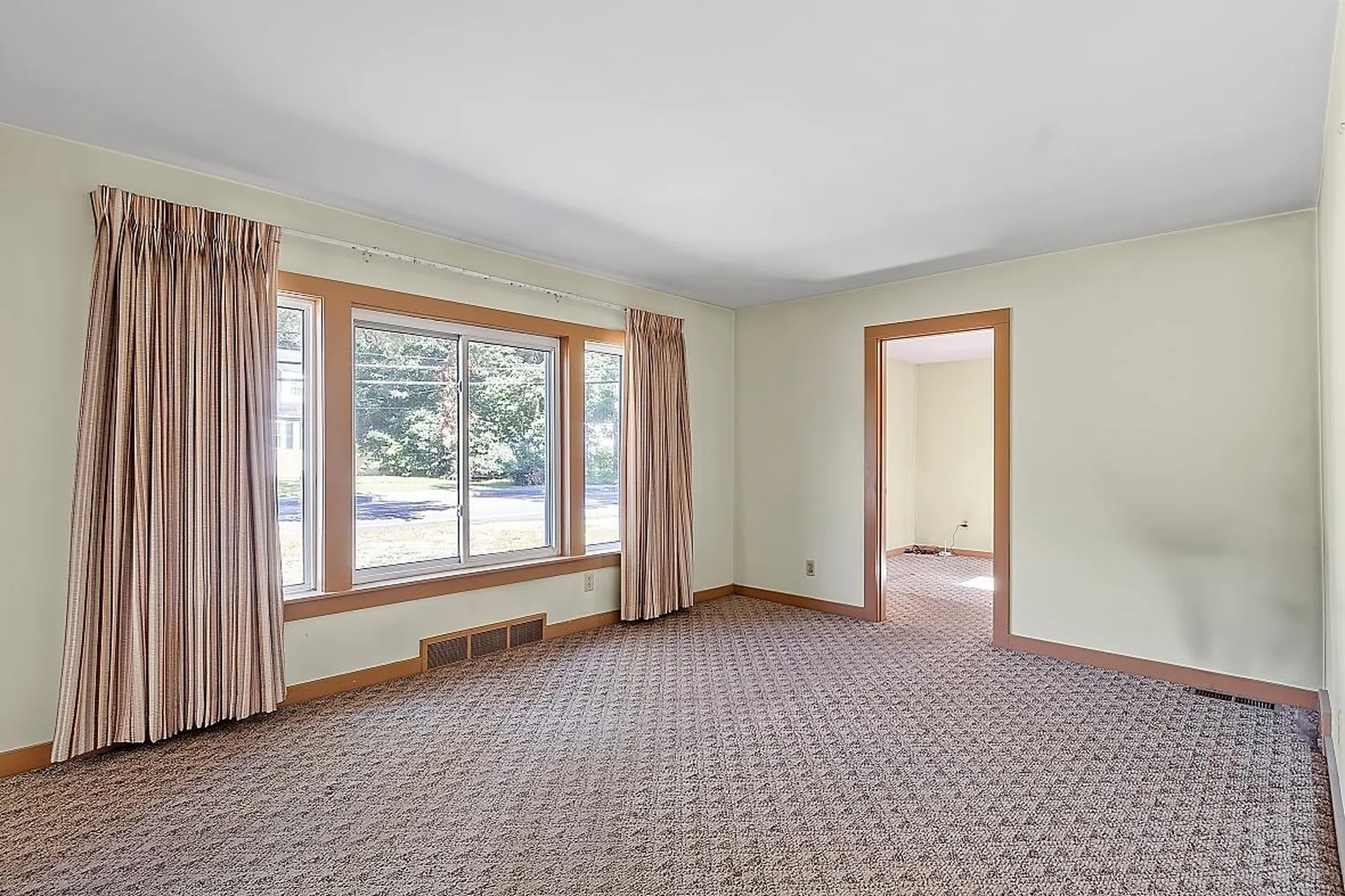201 E Dunstable Road Nashua NH 03062