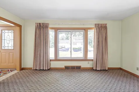 201 E Dunstable Road Nashua NH 03062