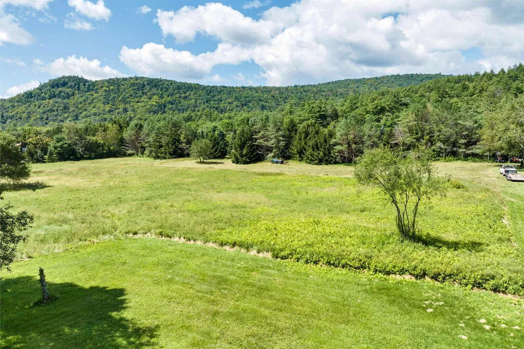 66 Goves Lane Wentworth NH 03282