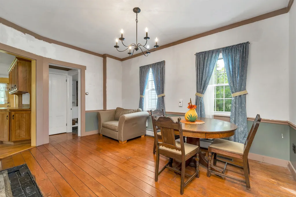 66 Goves Lane Wentworth NH 03282