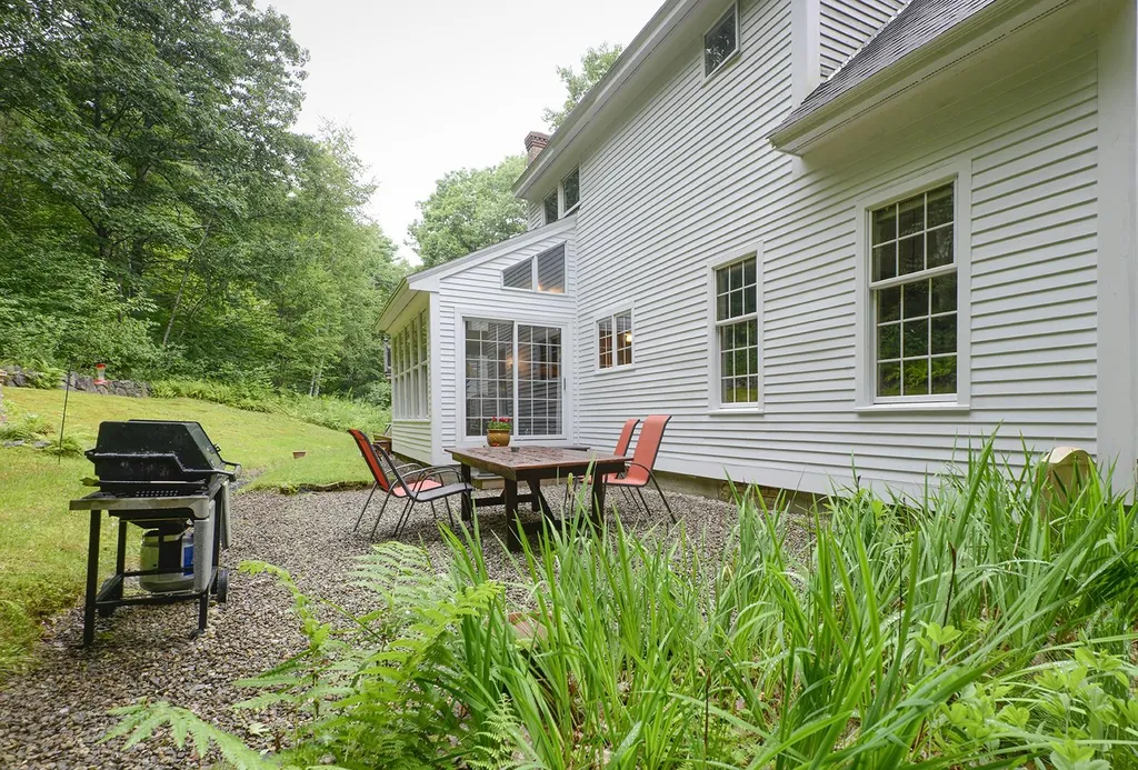 178 Dublin Road Harrisville NH 03450
