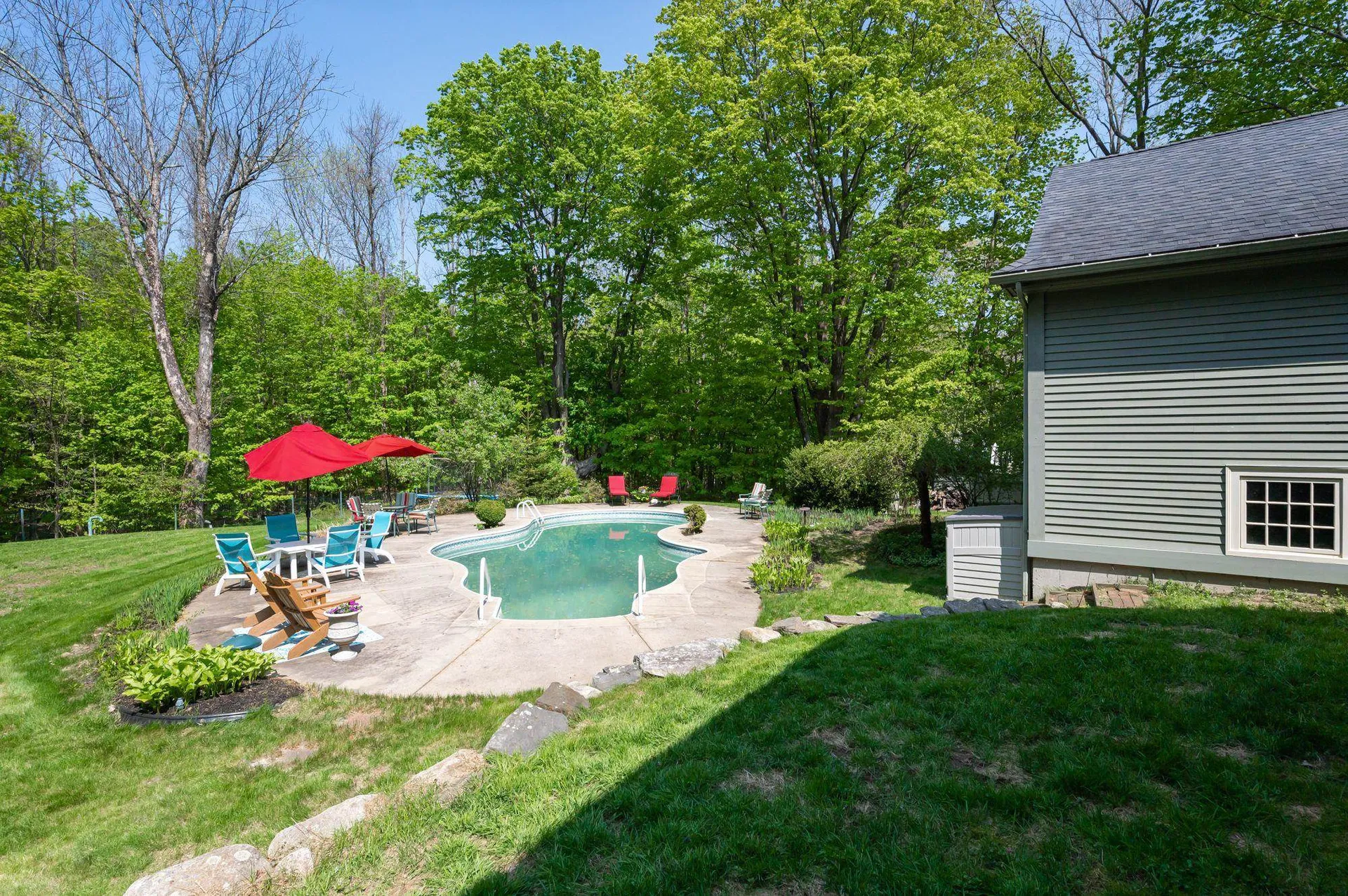 27 Haverhill Road Chester NH 03036