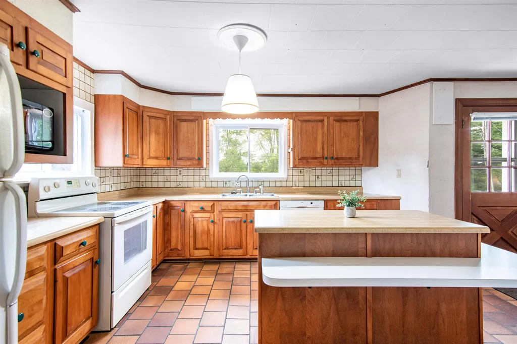 26 Maple Street Richford VT 05483