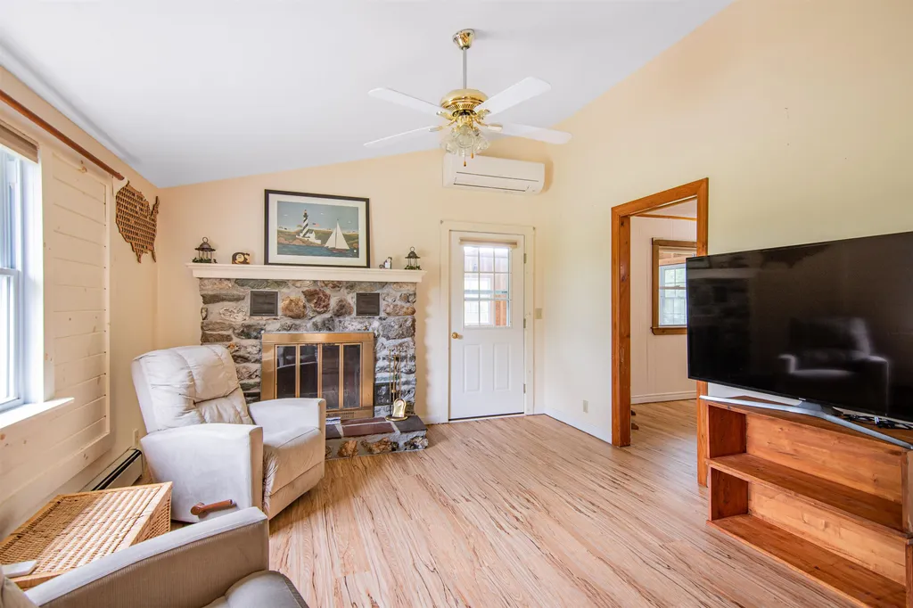 26 Maple Street Richford VT 05483