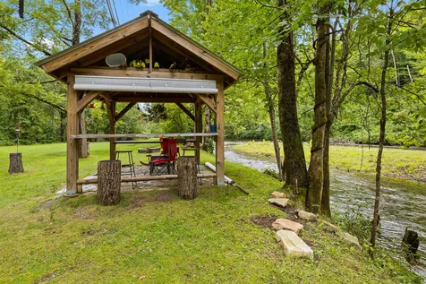 1027 Vt Route 313 Arlington VT 05250