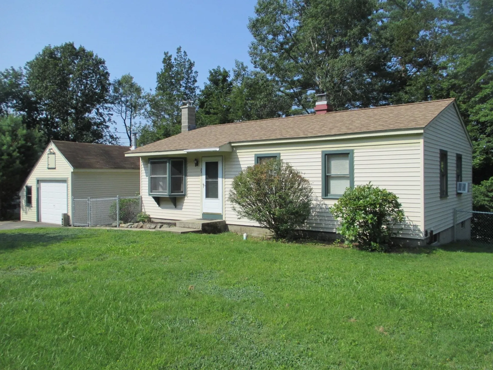 23 Hillside Avenue Keene NH 03431