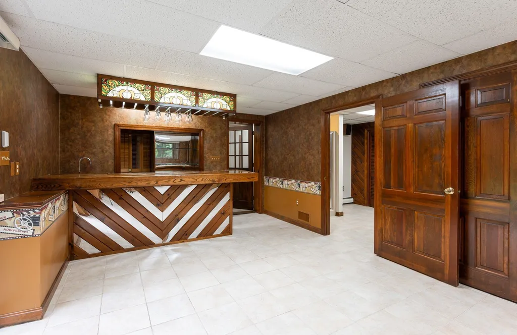 156 Greeley Street Hudson NH 03051