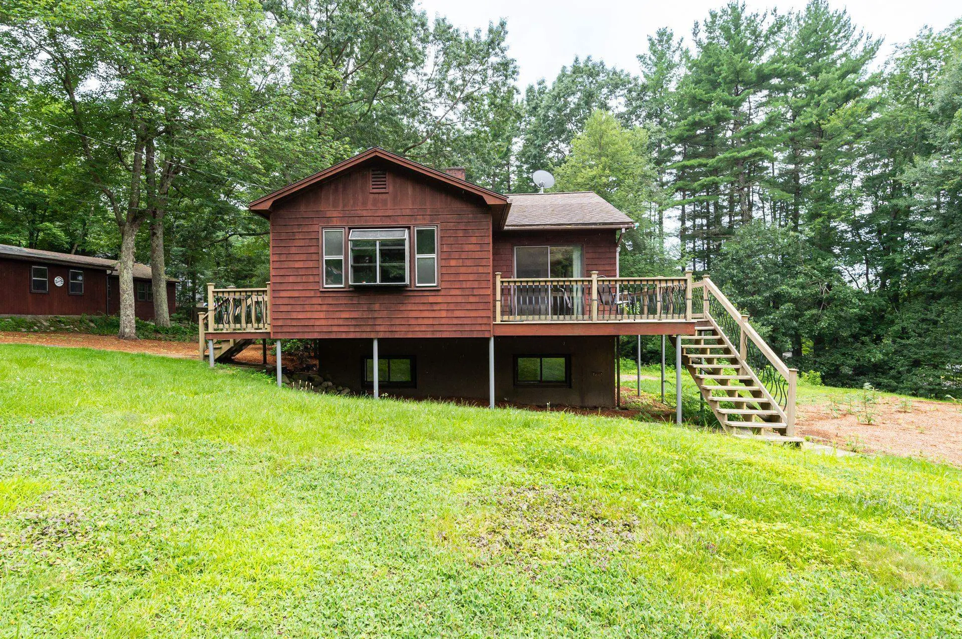 156 Greeley Street Hudson NH 03051