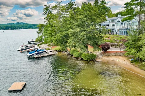 738 Weirs Boulevard Laconia NH 03246