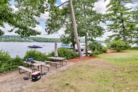 738 Weirs Boulevard Laconia NH 03246