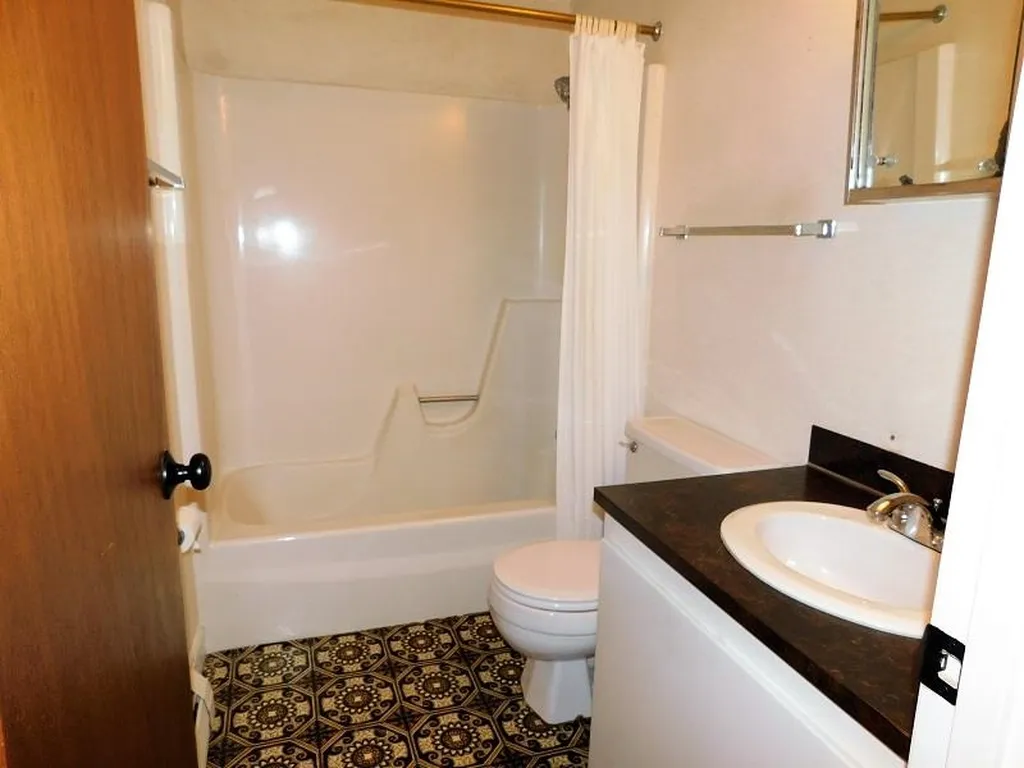 52 Moharimet Drive Madbury NH 03823