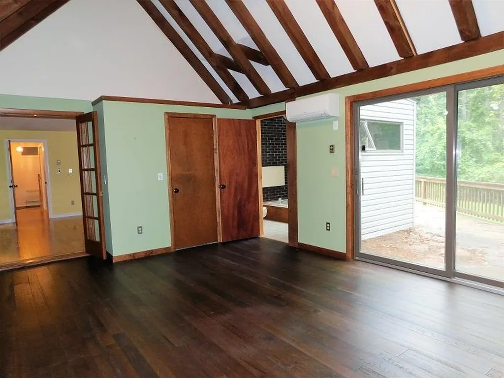 52 Moharimet Drive Madbury NH 03823