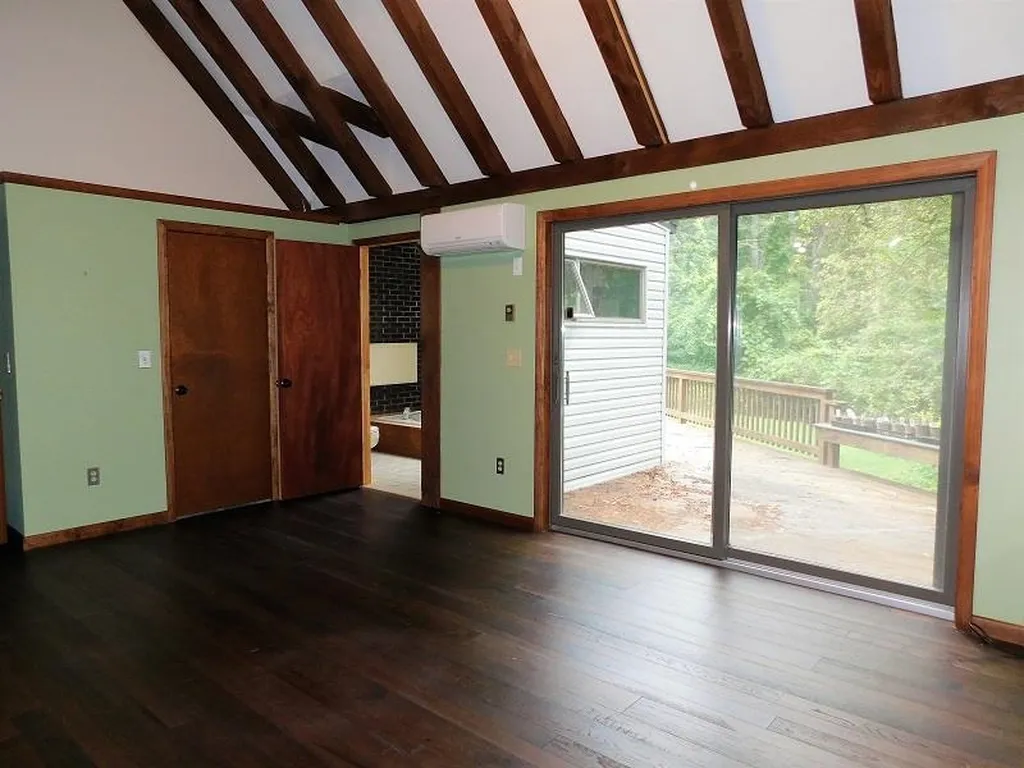 52 Moharimet Drive Madbury NH 03823