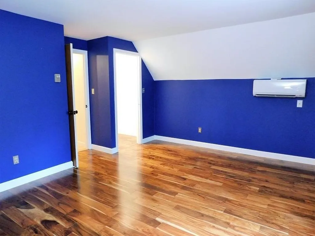 52 Moharimet Drive Madbury NH 03823
