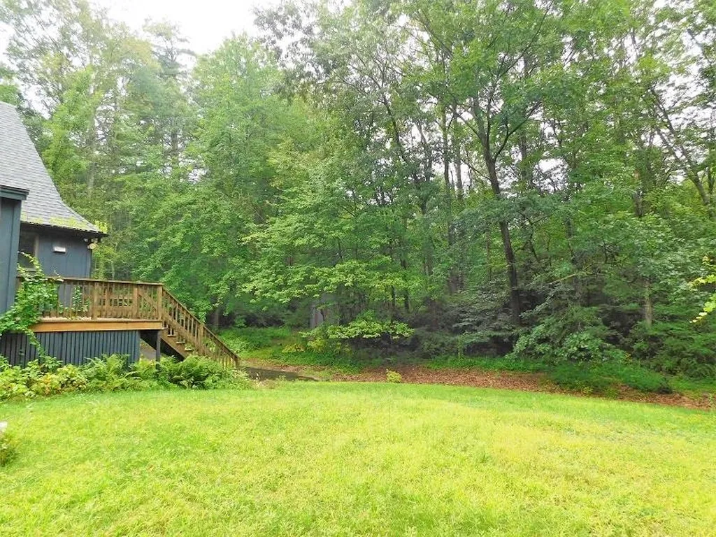 52 Moharimet Drive Madbury NH 03823