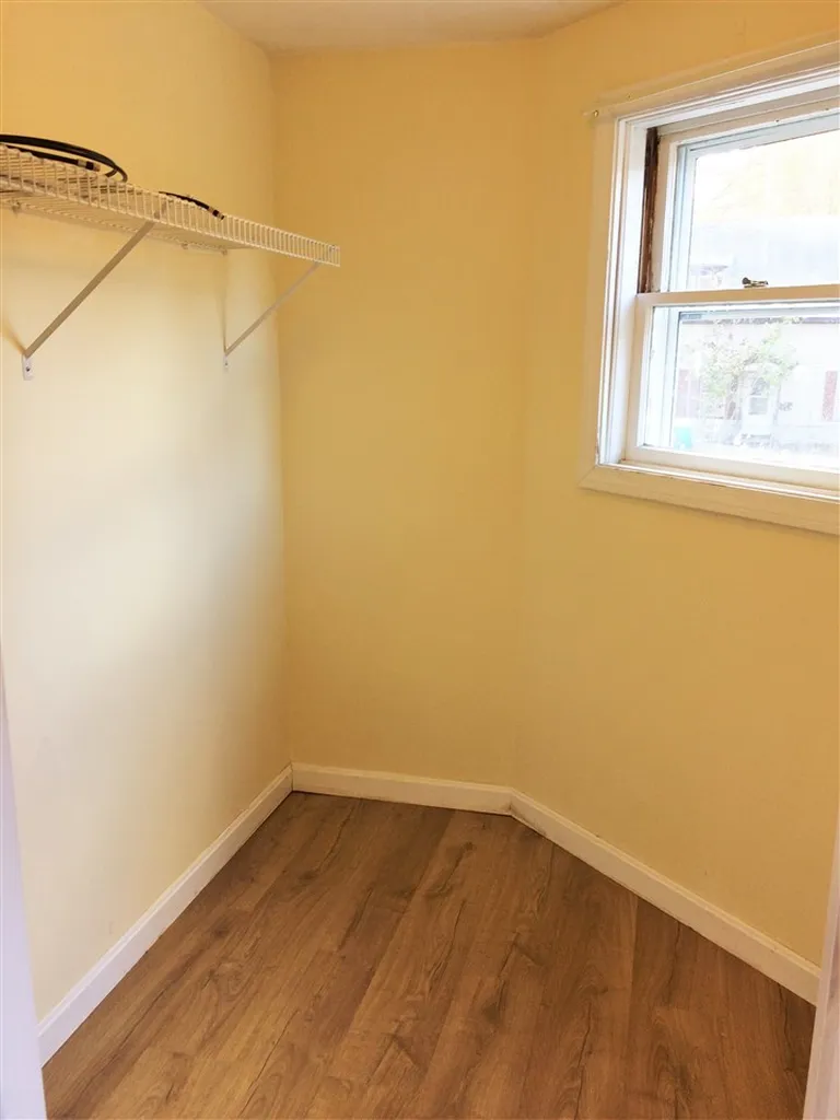 2 Elm Street Newmarket NH 03857