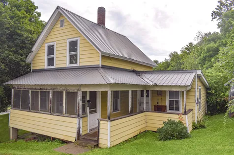 26 North Maple Street Vergennes VT 05491
