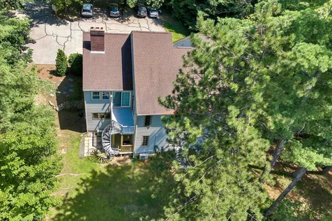 9 Algonquin Drive Laconia NH 03246