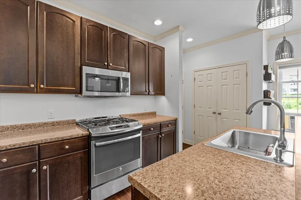 47 Jakes Way Williston VT 05495