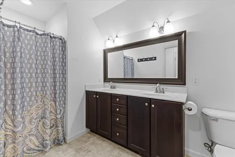 47 Jakes Way Williston VT 05495