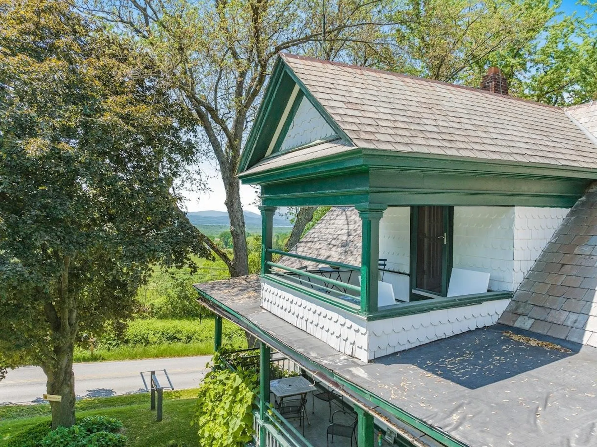 27 Inn Road Charlotte VT 05445