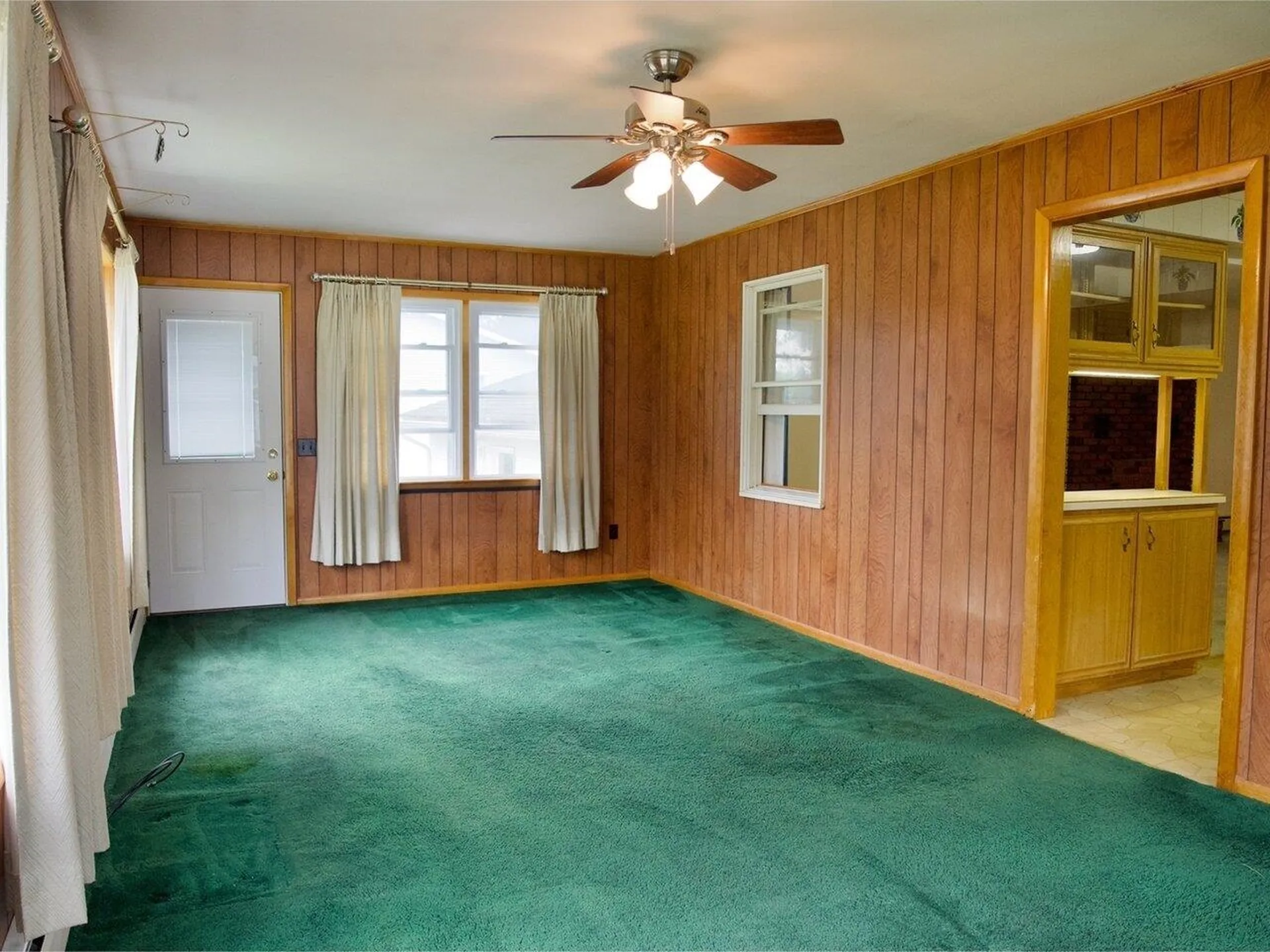 9 Londonderry Lane Essex VT 05452