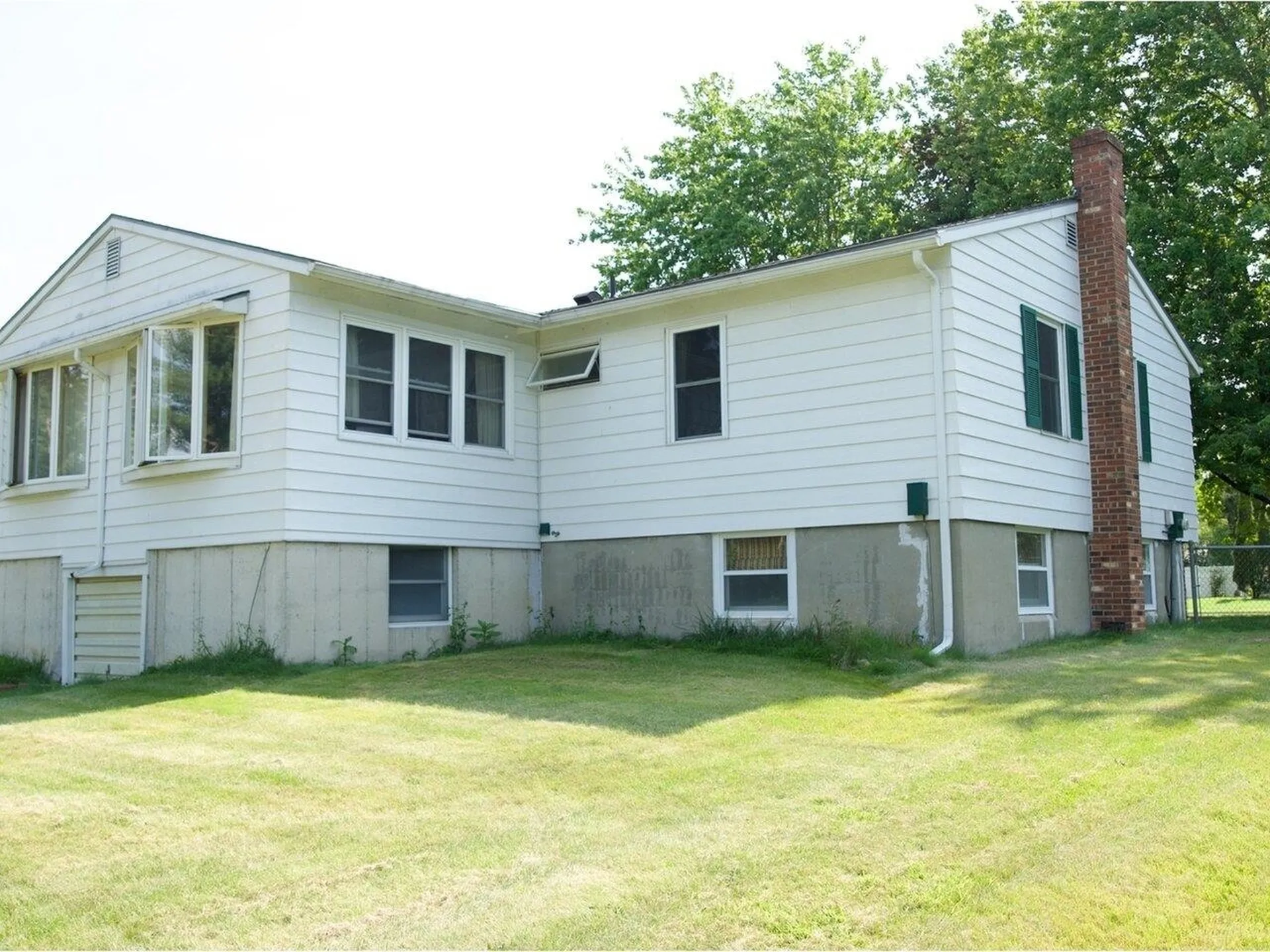 9 Londonderry Lane Essex VT 05452