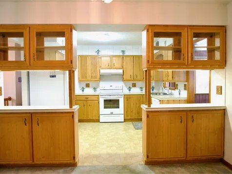 9 Londonderry Lane Essex VT 05452