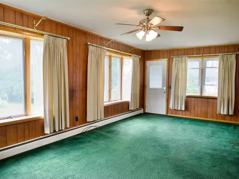 9 Londonderry Lane Essex VT 05452