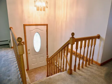 9 Londonderry Lane Essex VT 05452